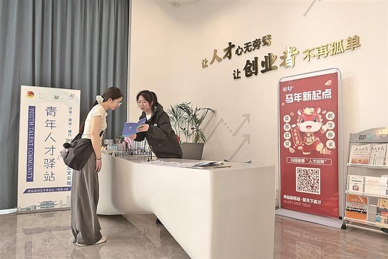 99热门精品一区二区三区无码