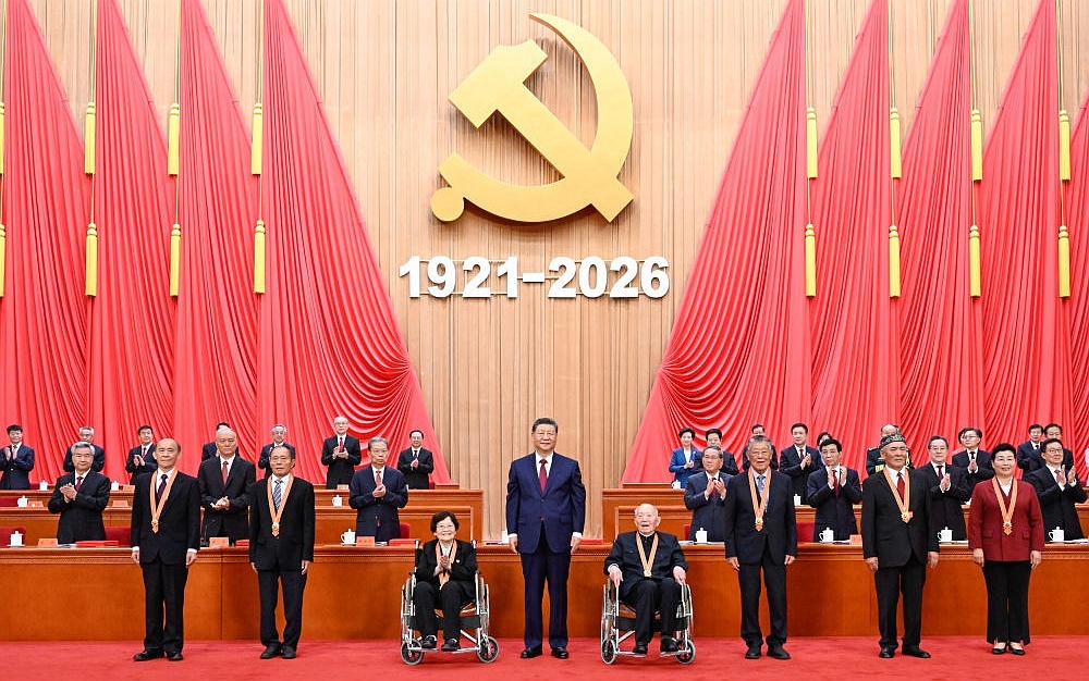 丁薛祥在新疆调研时强调 突出优势特色培育壮大新动能 加快推进经济社会高质量发展