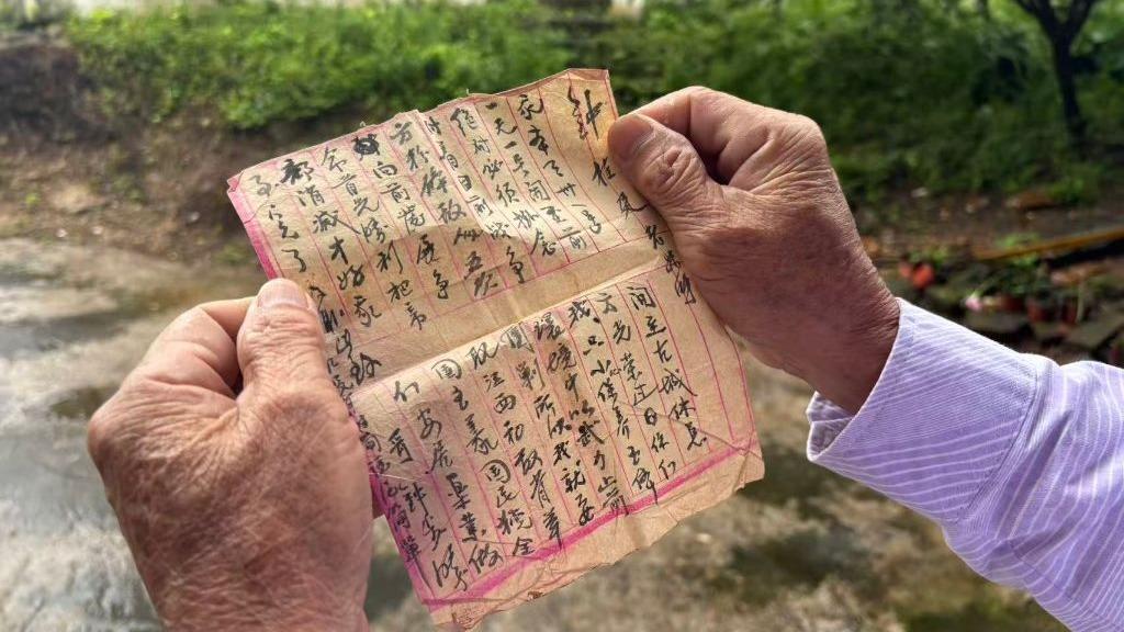 两岸出版人图博会话合作：新技术为“字里行间”拓更广空间