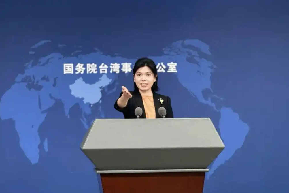 小胖又在指导樊振东