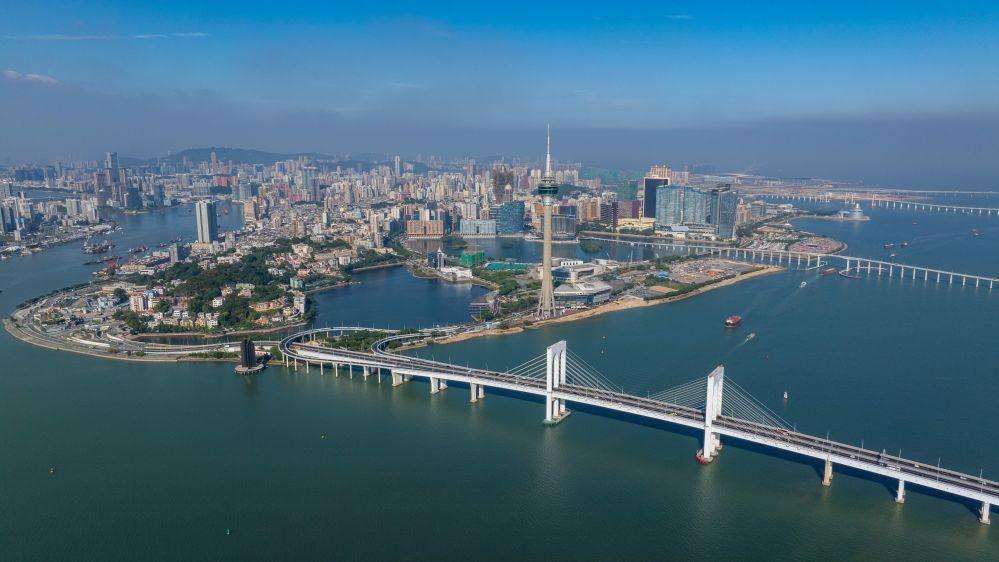 张本智和模仿樊振东模仿姆巴佩